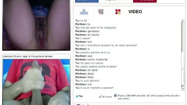 Jolies lesbiennes adolescentes giclent sur webcam se faisant film porno dans une voiture plaisir