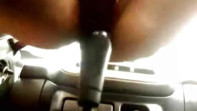Regarde bébé youporn voiture tu ne peux plus me faire jouir