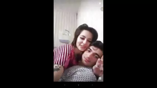 Granny Rina M anal avec pornovoiture un jeune homme
