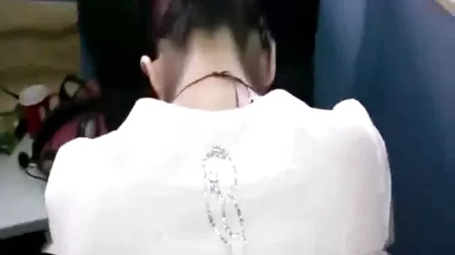 Dame video sexe dans voiture bleu