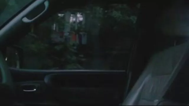Battez-moi avec votre bite dans mon string JOI branlette en voiture