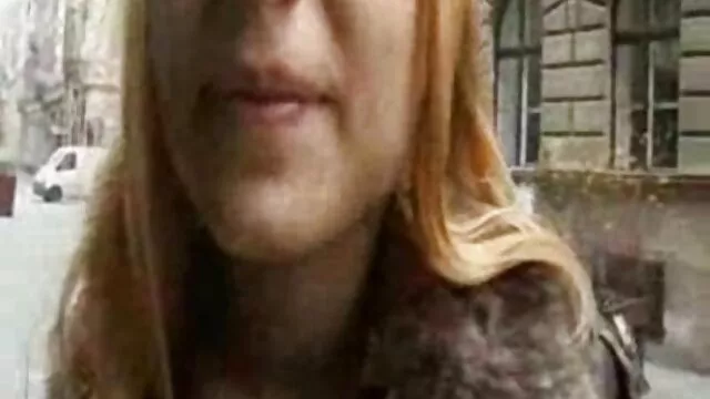 Vieux beau-père lèche et video branlette en voiture baise son jeune trou