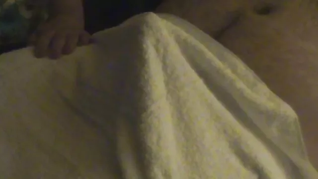 PervCity Tatoué Salope Leigh sexe en voitur Raven Hardcore Anal Creampie
