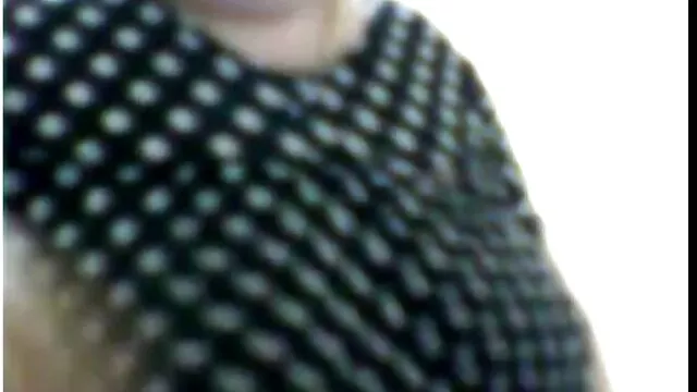 Casting fille thaïlandaise pour travailler en tant que prostituée de branlette dans voiture bar