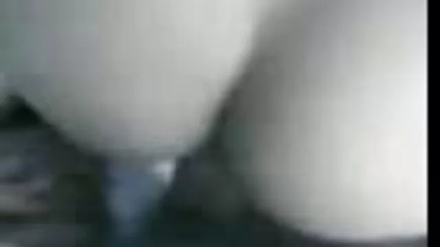 PornPros Petite blonde frottée et video sexe dans une voiture baisée