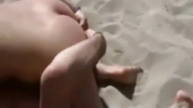 Je vais faire de toi porno dans voiture mon esclave sissy pipe