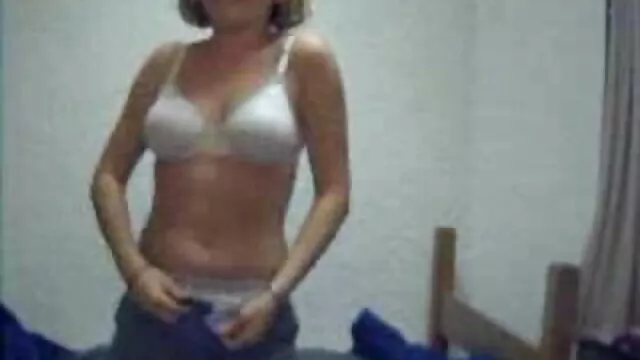 Esclave avec un jeune video sexe dans voiture garçon.